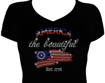 Camisa entallada o unisex con diamantes de imitación para mujer "América la Hermosa" en rojo, blanco y azul, camisa patriótica, camisa del 4 de julio