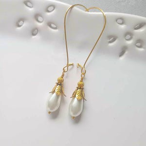 Classical Grecian Pearl Drop Earrings: Gold Laurel Leaf