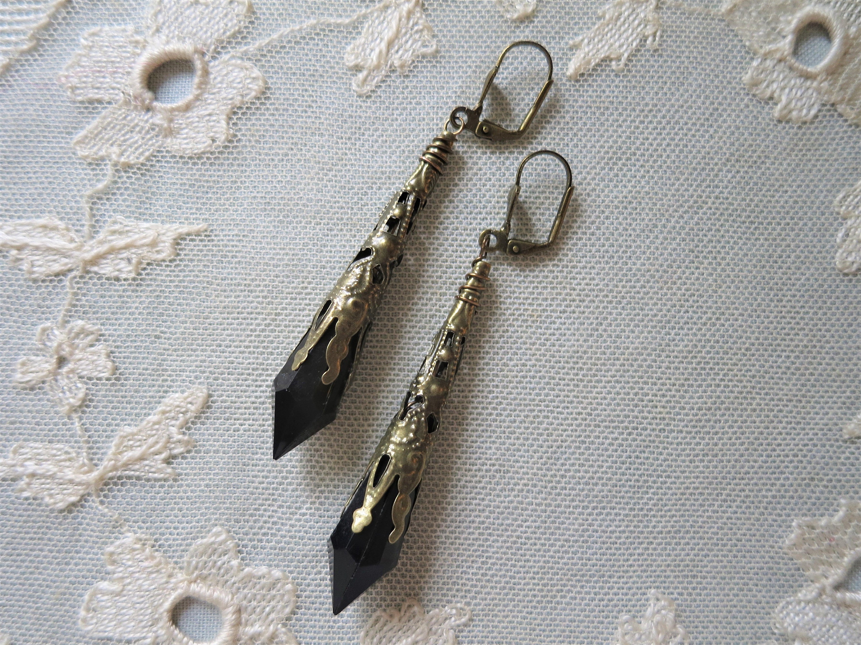 Gothic Victorian Pointed Vamp Earrings, Jet Black & Antiqued