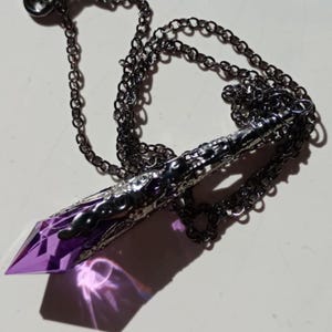 Collana con ciondolo gotico viola: costume da vampiro di Halloween da fata oscura color canna di fucile immagine 7