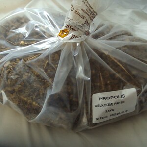 20 Kilo = 44 Lb  Wholesale Lot Fresh Select Bee Raw PROPOLIS Pounds   Tatra Mountains Poland GMO free harvest May 2023