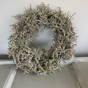 Dried flower wreath, limonium wreath, simple wreath, cottage wreath, Christmas wreath, white wreath, interior wreath. image 4