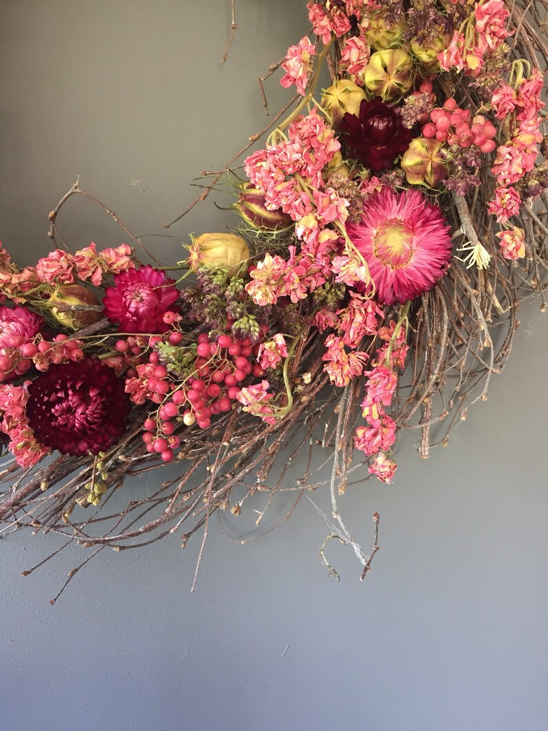 Dried flower wreath in pink, 50 cm wreath, wall decor, pink dried flowers, door wreath. House decor. Birthday gift image 5