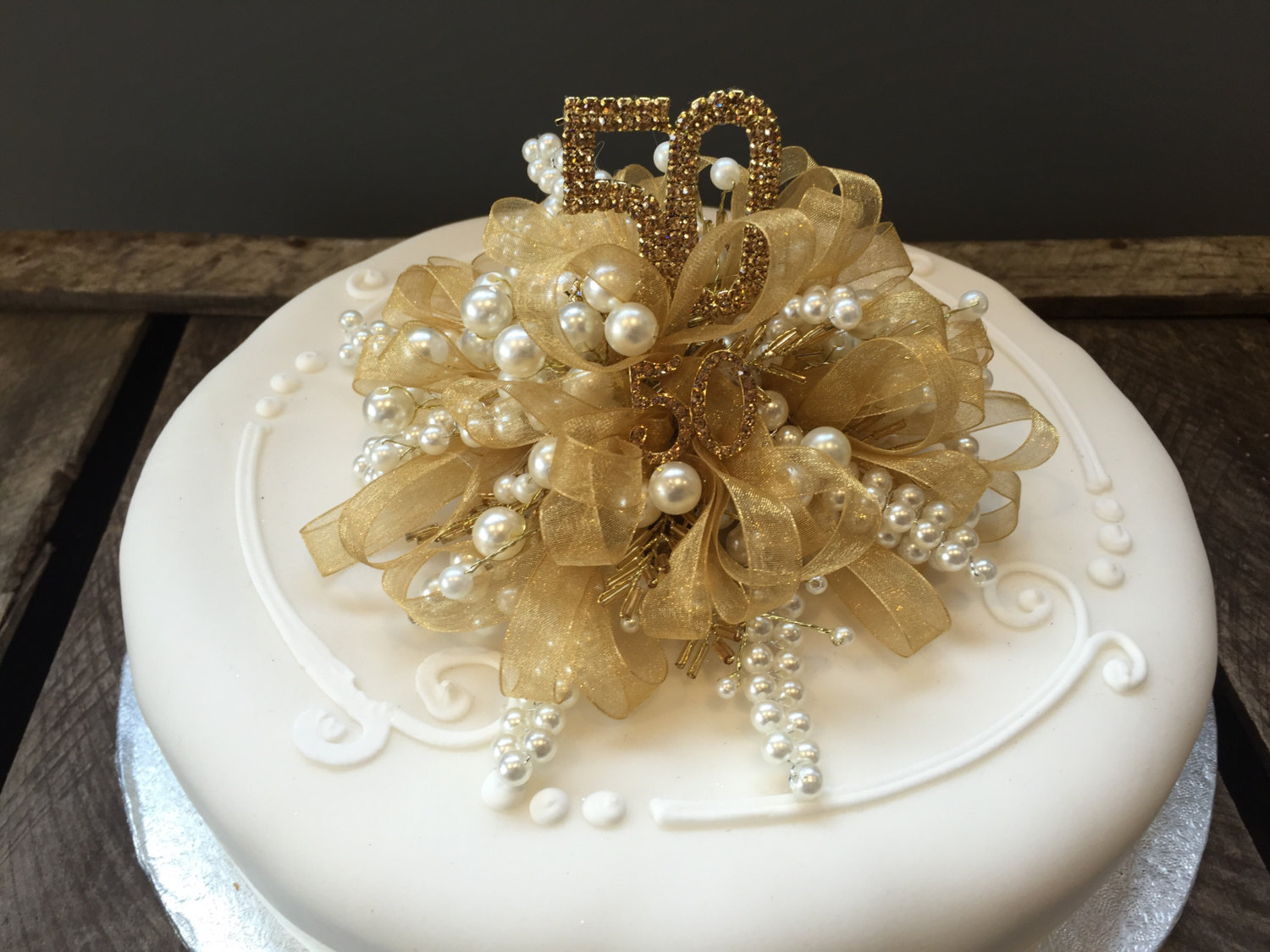 Golden Wedding Cake Decoration Gold Wedding Cake Topper Golden Wedding Cake Decoration Gold Wedding Cake Topper