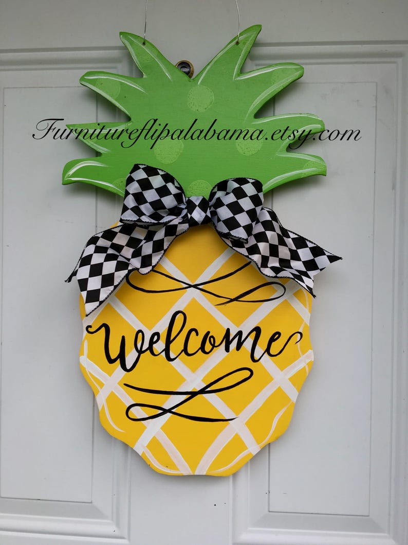 Pineapple Wood Door Hangersummer Image 0
