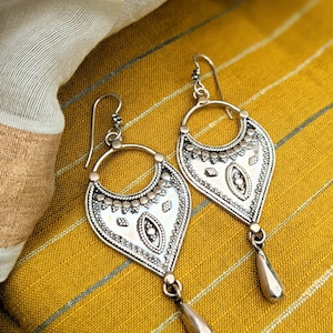 925 sterling oxidized silver dangle earring, Boho pure silver earring, Handmade Indian silver Jewelry, Ethnic Earring, Gift for her