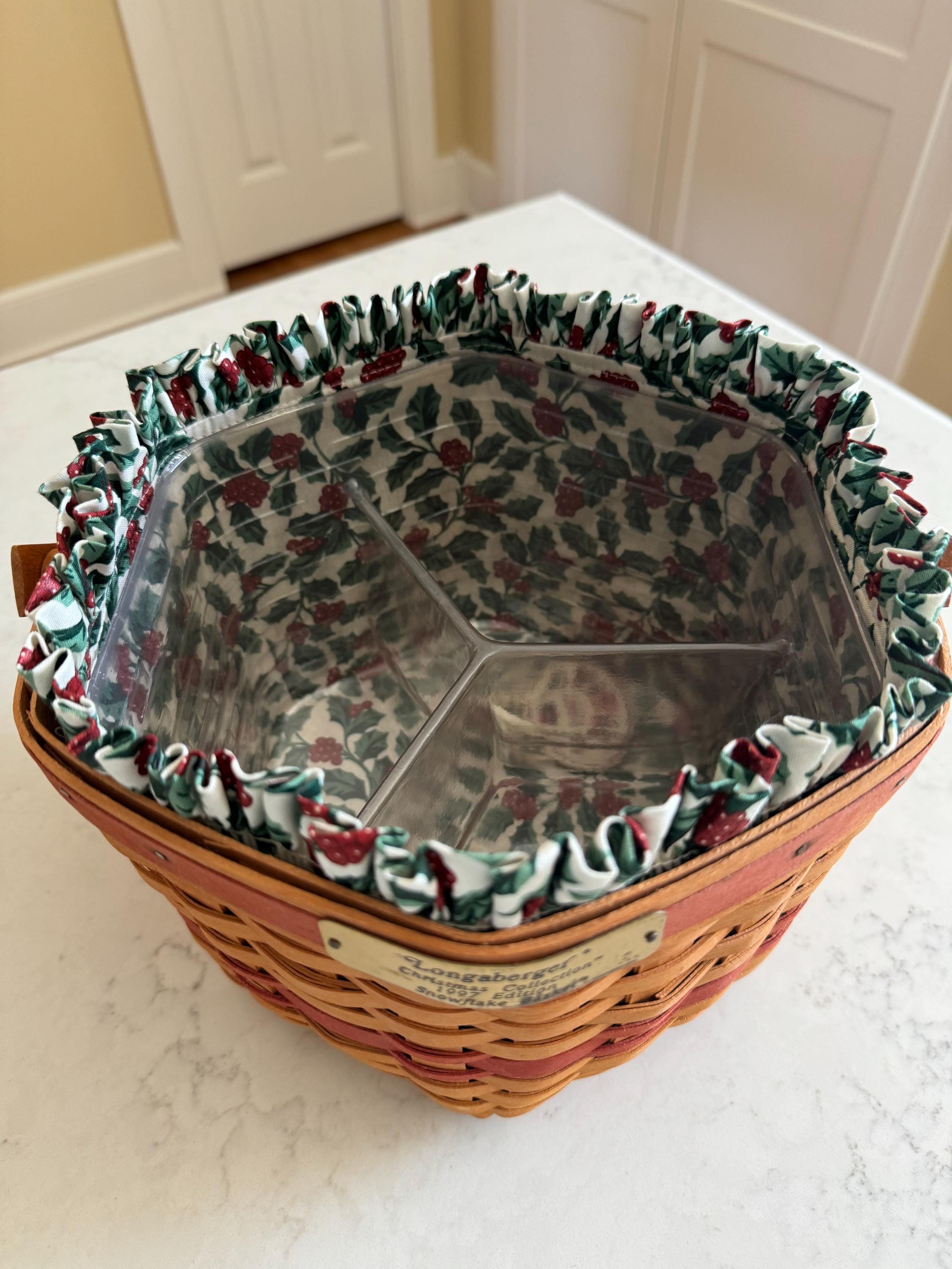 Vintage Longaberger 1997 Snowflake Basket W/ Holly Liner