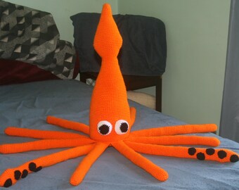 Jouet amigurumi calamar géant en peluche France