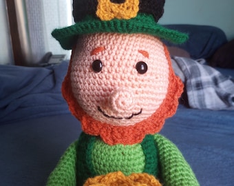Paddy der Kobold Stofftier Amigurumi gehäkelt