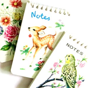 Vintage Small Memo Notepad. Vintage Flower Notepad. Vintage Deer Paper. Bird Ephemera. Lined Stationery Notepad. Mini Spiral Junk Journal.