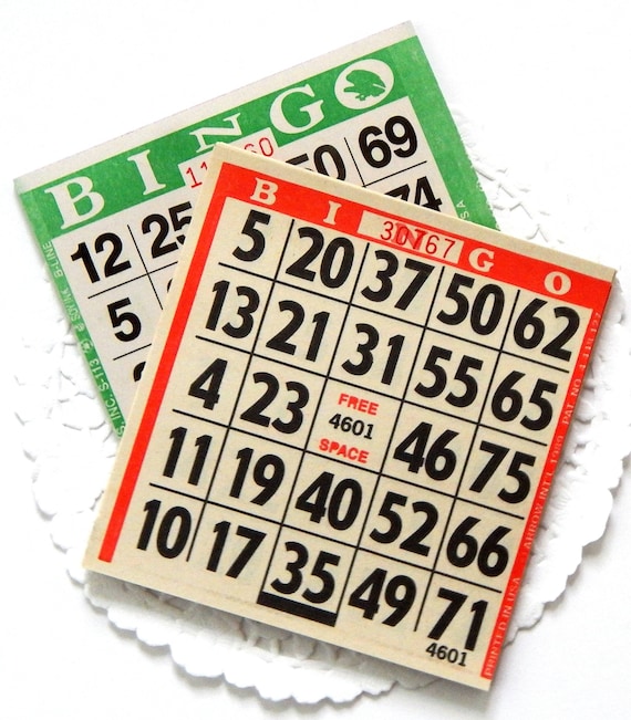 Red and Green Christmas Bingo Cards: Junk Journal Ephemera