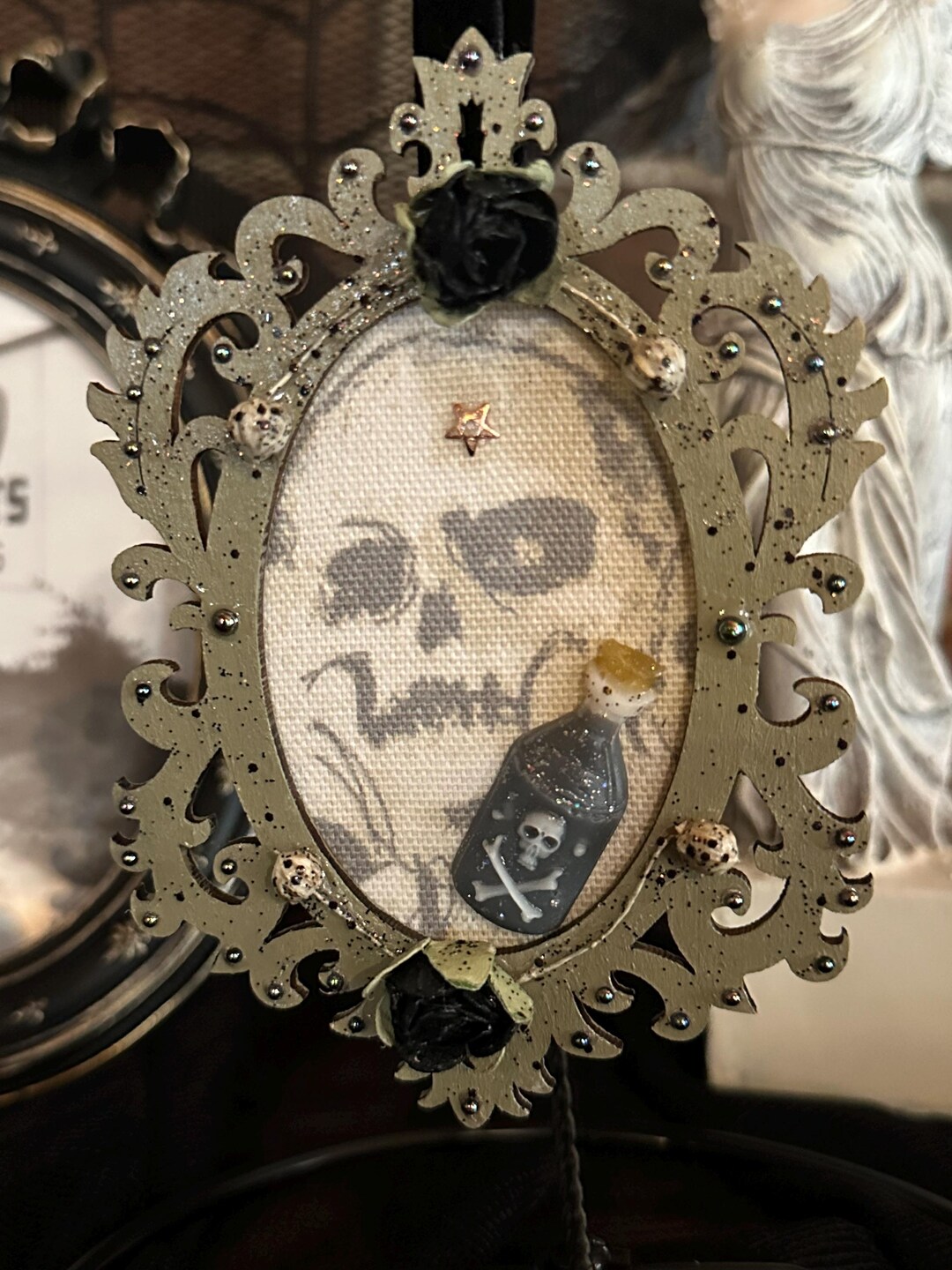 Poison Frame Dark Academia Wall Art – Poison Bottle & Skull Frame - Etsy