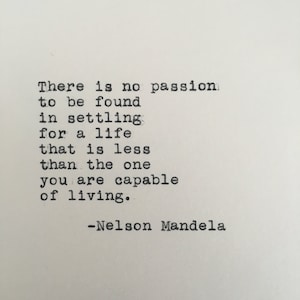 Citazione di Nelson Mandela digitata sulla macchina da scrivere / 4x6