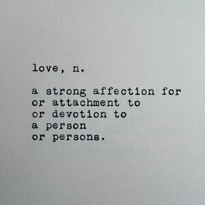 Liebe Wörterbuch Definition auf Schreibmaschine getippt | 4x6