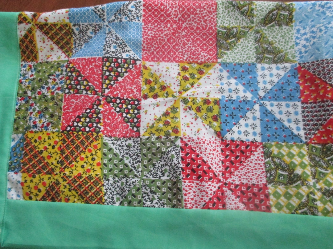 Quilt Pattern Table Runner - Etsy
