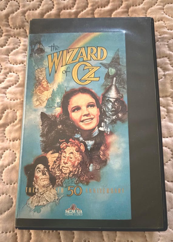 マイティークラウン　VHS Mighty Crownのヒストリーを記した書籍が6/2(金)2冊同時発売決定