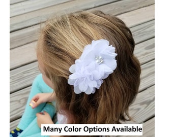 Girls flower Hair Clips, Flower girl hair, Baby girl gift, Toddler hair accessory, white flower, flower hair pin, Rhinestone hair barrette