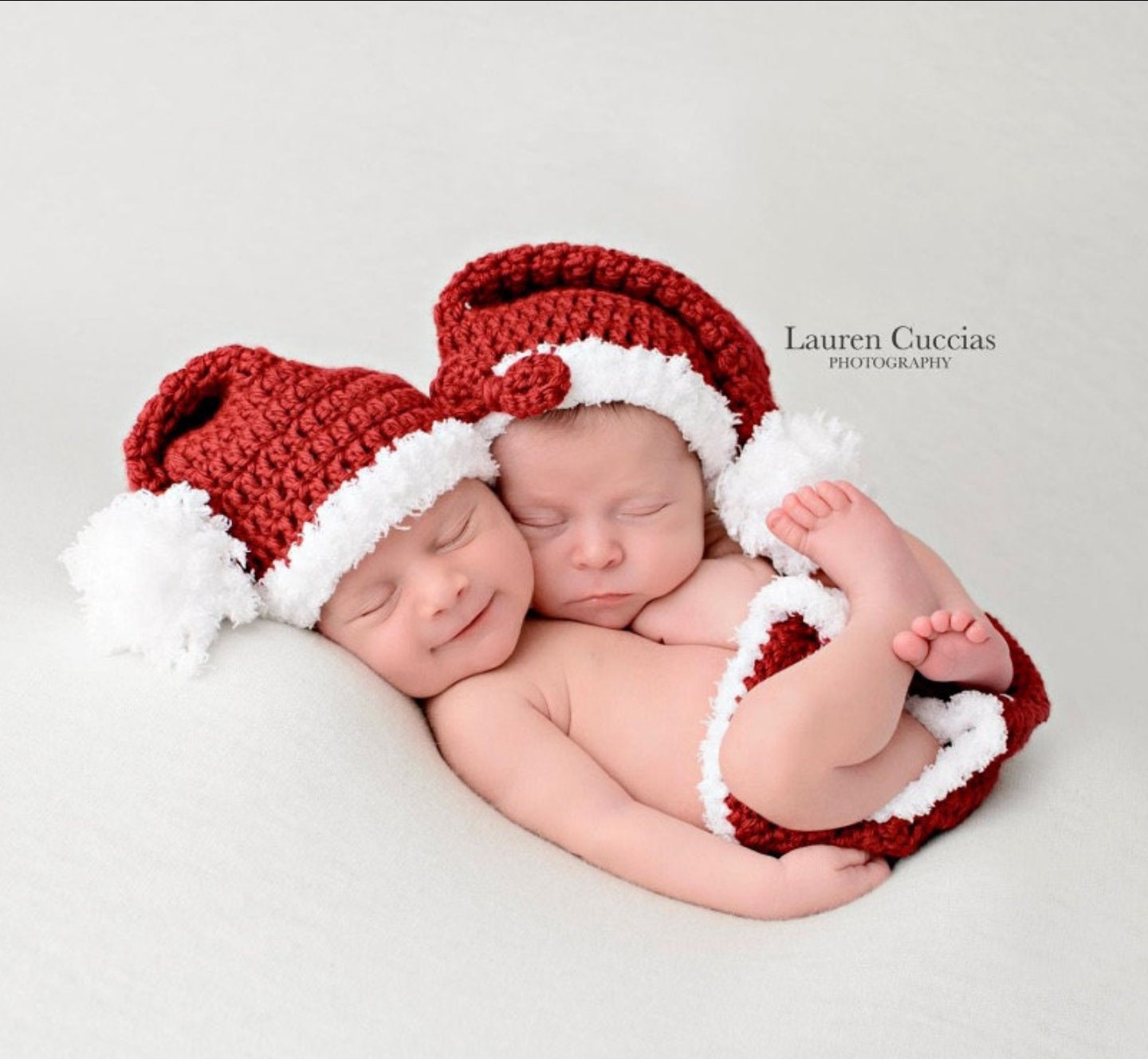 38 Santa Hat Crochet Patterns for Festive Photos, Costumes, and Cozy Holiday Makes 17 Easy crochet pattern Santa hat with diaper cover