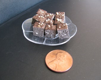1:6 scale Brownies for Barbie, Ginny, Fashion Royalty, Blythe, or Momoko, Tyler, Poppy Parker