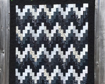 Batik Quilt // Patchwork Quilt // Bargello Quilt // Handmade Quilt // Art Quilt // Blue Black White Quilt // Geometric Quilt // Throw Quilt