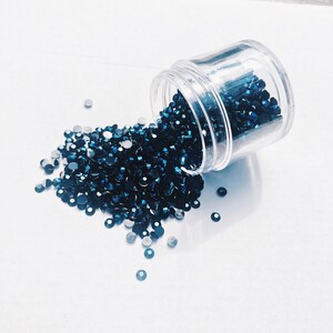 Onyx AB Flatback RhineStones, 4mm Jelly Rhinestones