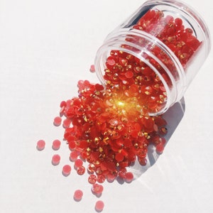 Scarlet AB Flatback RhineStones, 4mm Jelly Rhinestones