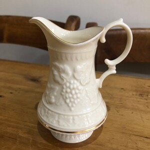 Lenox druif design witte kan, creamer