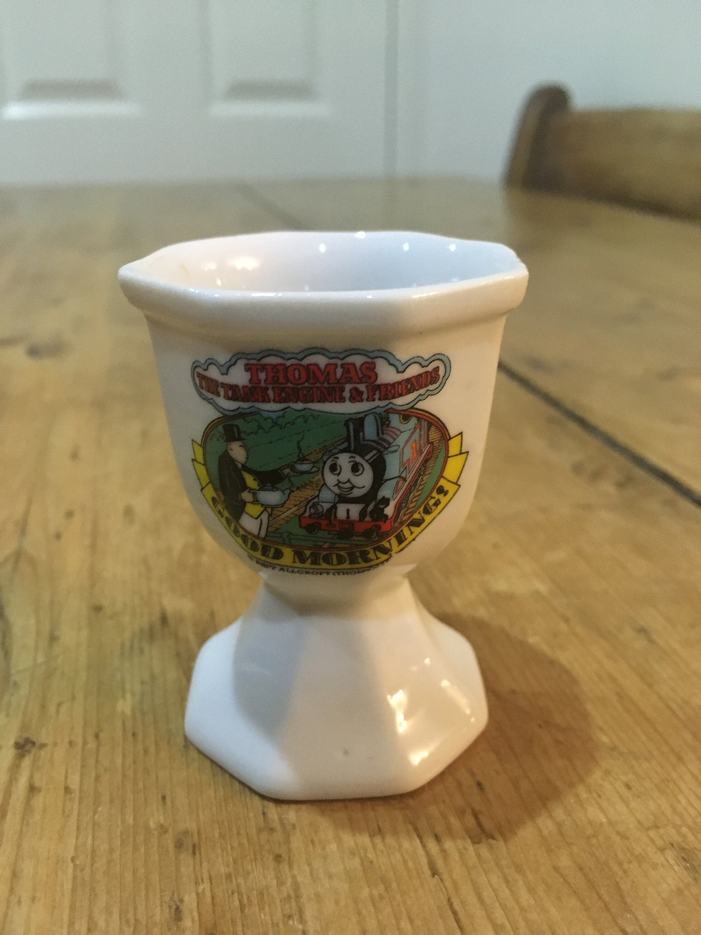 Thomas egg cup - Etsy 日本