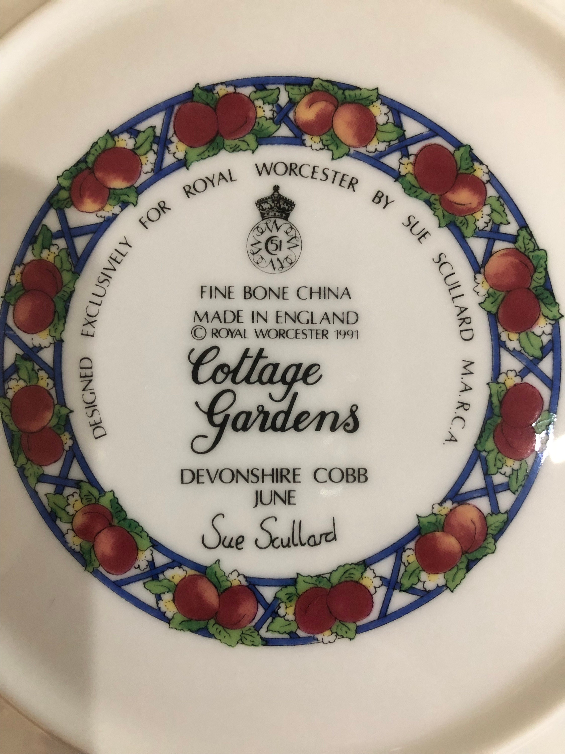 ロイヤルウースター　スー・スカラード　絵皿　飾皿　コテージガーデンズ ロイヤルウースタースー・スカラード絵皿飾皿コテージガーデンズ