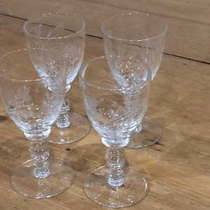 Set of Four Etched Cut Glass Stemmed Liqueur Drinking Glasses