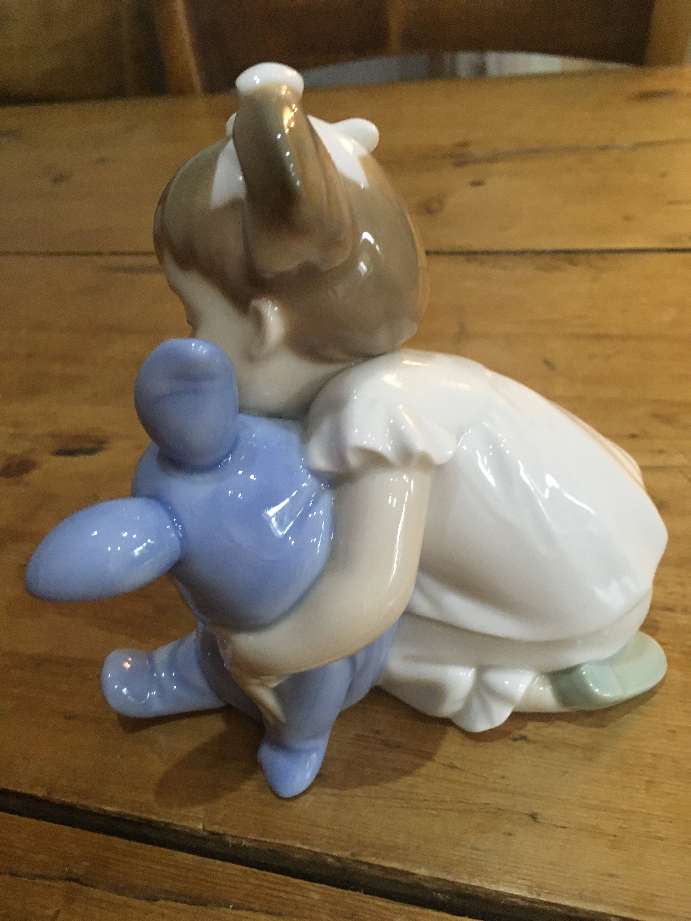 Nao Lladro, I Love You so Much, Girl With Rabbit Figurine