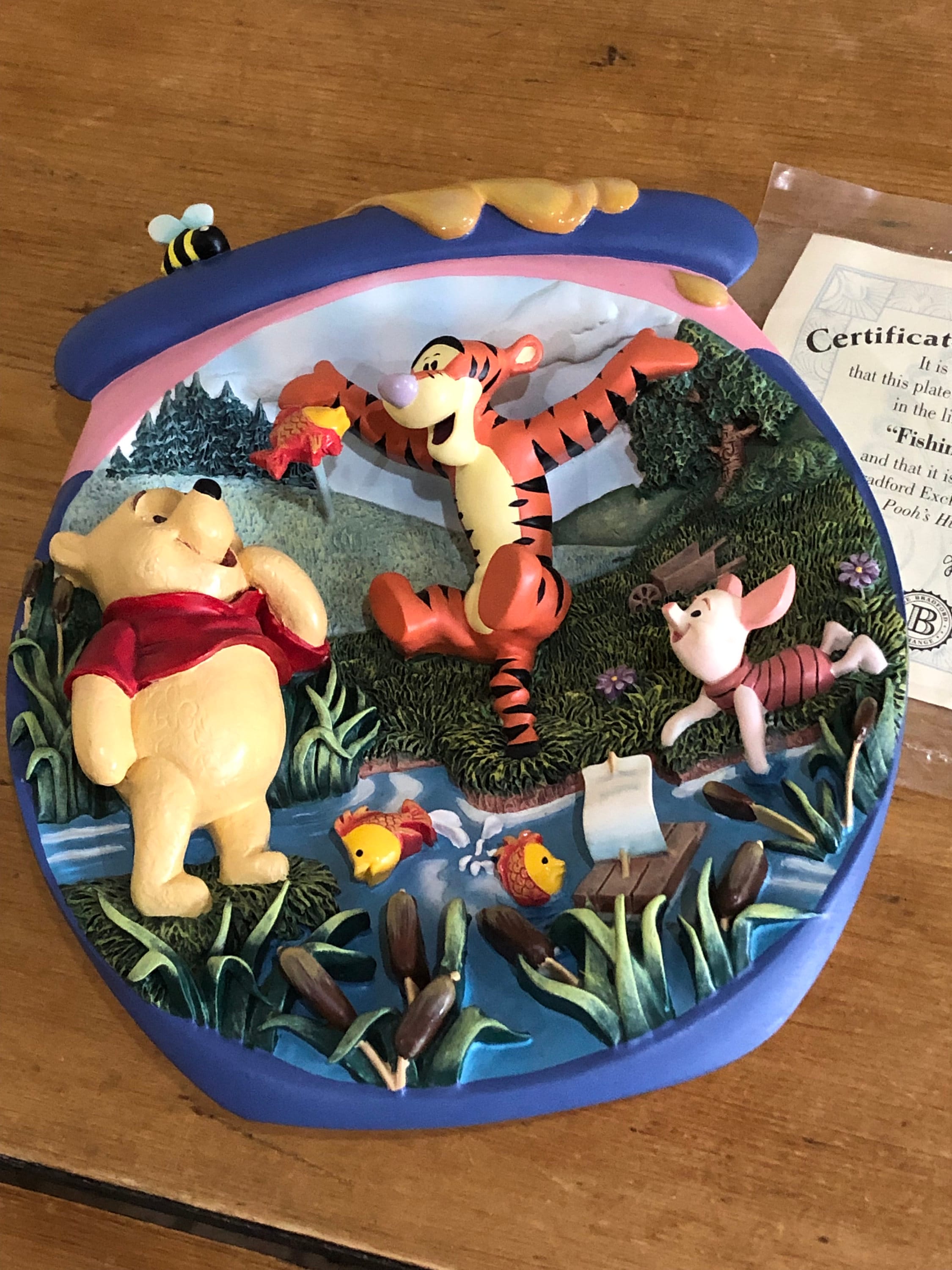 Winnie the Pooh's Honeypot Adventures Sculptural Plate, Fishin