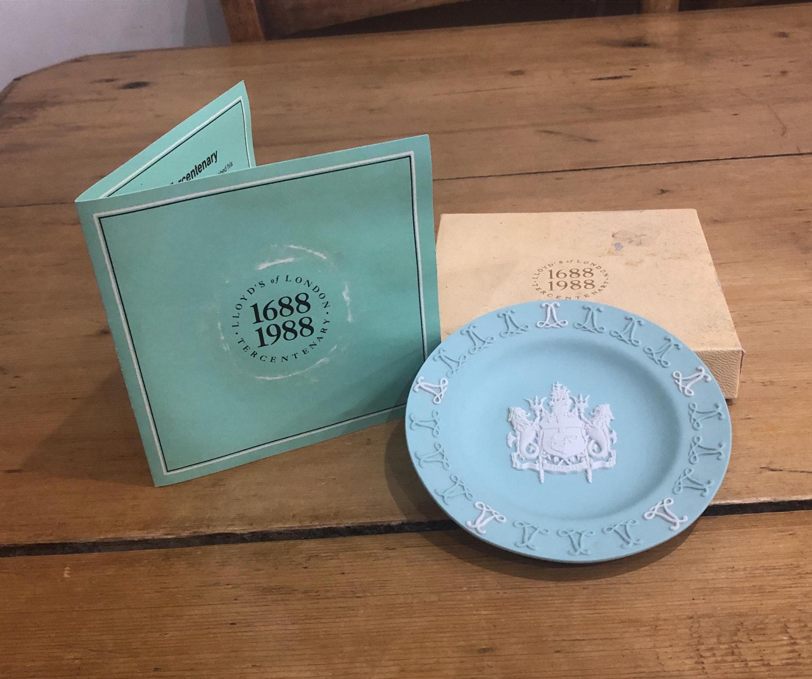 Wedgwood Mint Green Lloyds of London Tercentenary Jasperware Round
