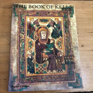 El Libro de Kells: una introducción ilustrada al manuscrito del Trinity College de Dublín, de Bernard Meehan