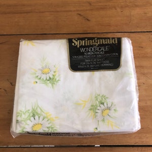 Vintage Springmaid Wondercale Daisy Twin Bed Flat Sheet