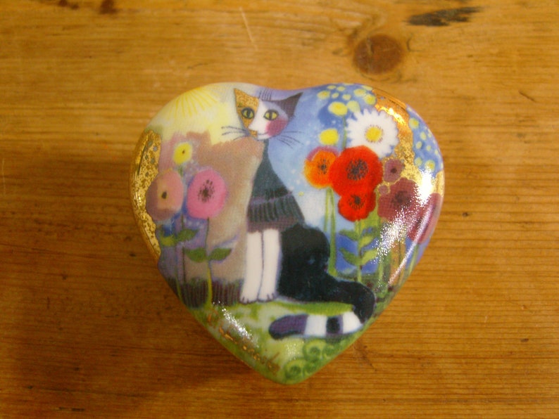 Goebel Heart Shaped R Wachtmeister Cat Trinket Box with Lid