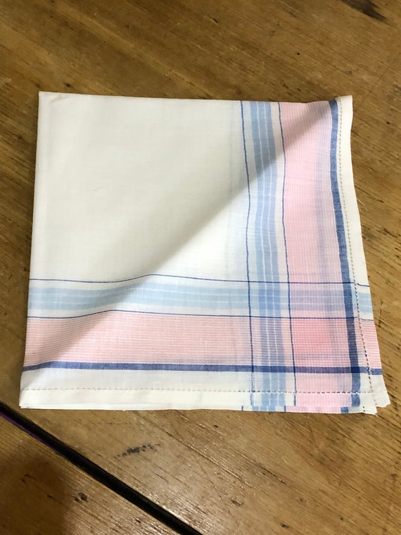allbrand365 Designer Womens Handkerchief Hem Top,Sunray,X-Large