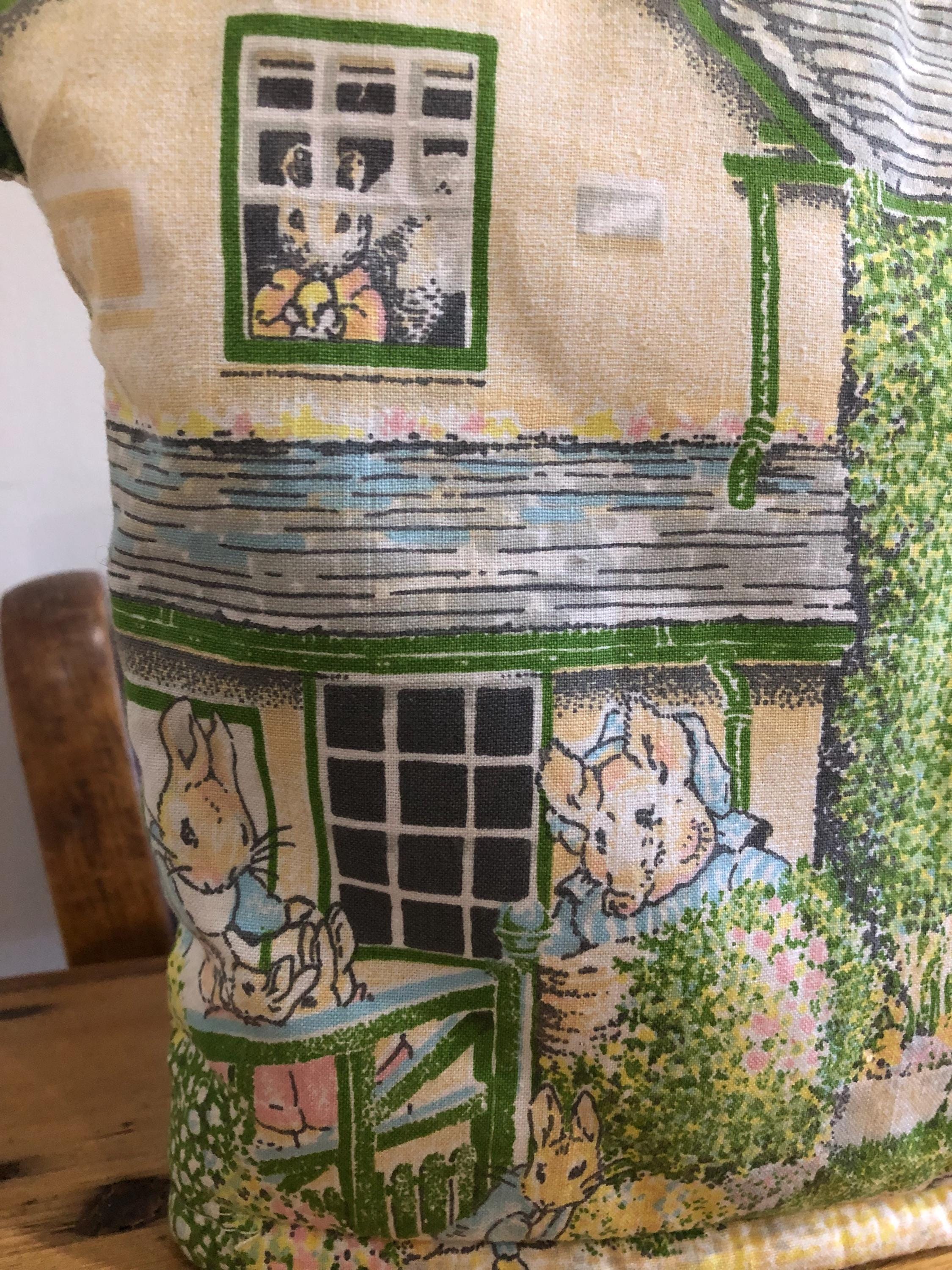 A Frederick Warne 'The World of Beatrix Potter' teapot, Mrs Tiggy