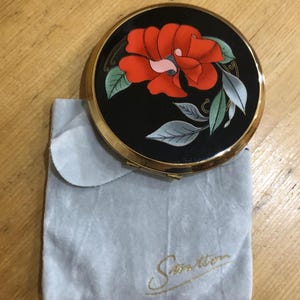 Stratton Enamelled Floral Powder Compact