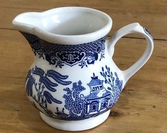 Churchill blauw-witte melkkan met wilgenpatroon / creamer