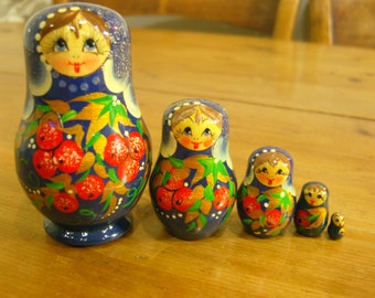 Vintage Russian Nesting Dolls