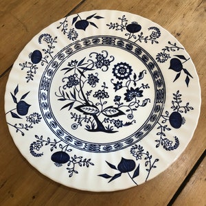J & G Meakin Blue Nordic Blue and White Floral Dinner Plate