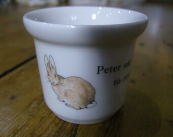 Wedgwood peter rabbit egg clearance cup