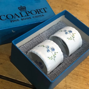 Par de Coalport China, Tintern, Servilleteros