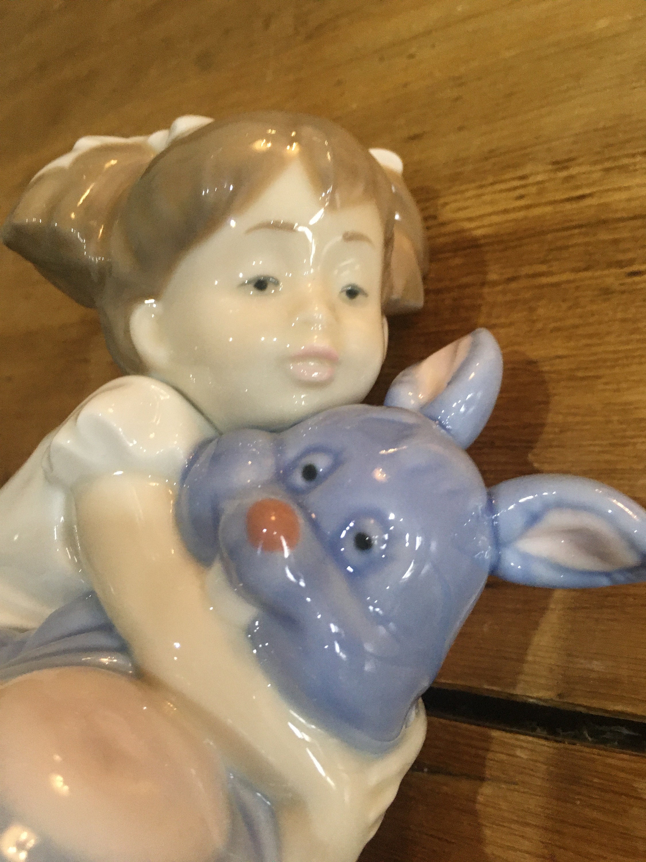 Nao Lladro, I Love You so Much, Girl With Rabbit Figurine