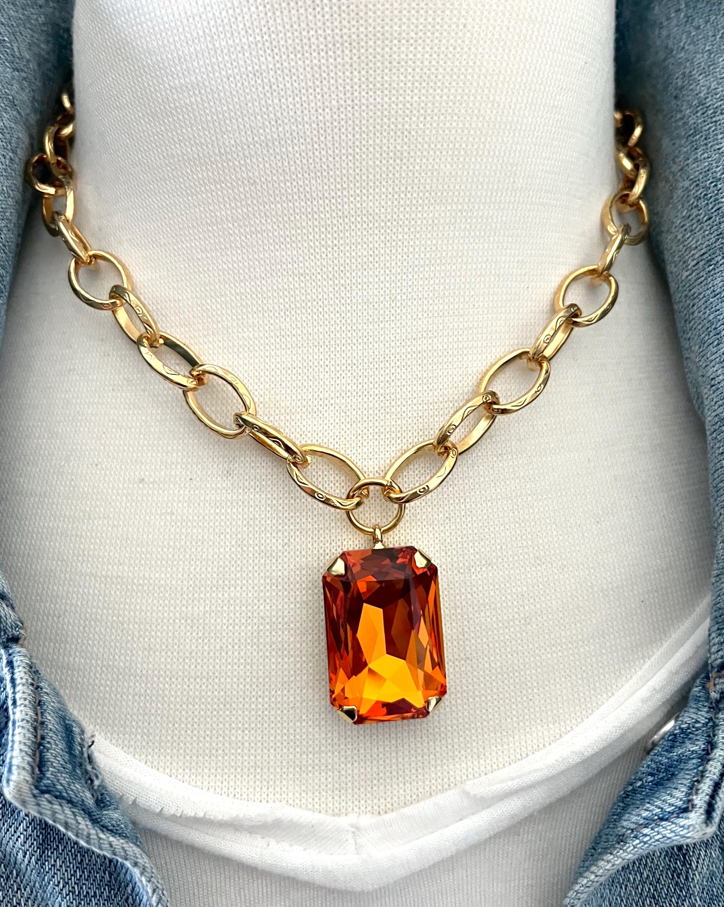 orangepearl✕goldネックレス Isabella Pendant in Dark Orange 27mm Rectangle Genuine Austrian