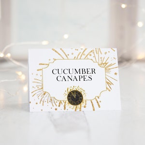 Cartes de lieu pour le Nouvel An - Enseignes de buffet à imprimer, horloge, décoration de fête du nouvel an, carte de buffet d'étiquettes d'aliments de fête, enseignes de pli de tente de table, repas-partage