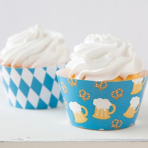 Oktoberfest Cupcake Wrappers - INSTANT DOWNLOAD, Bavarian flag, beer and pretzel, octoberfest ideas, german holiday decor, oktoberfest party