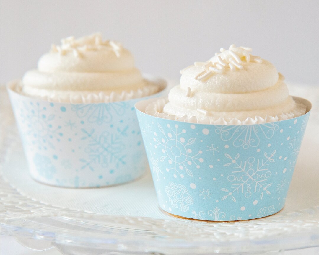 Light Blue Snowflake Cupcake Wrappers - Printable Cupcake Wrappers, Boy ...