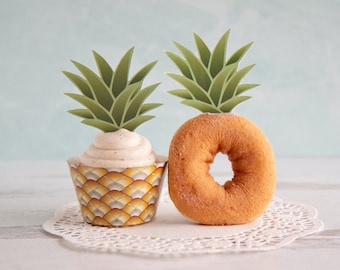 Pineapple Cupcake Wrappers with Toppers - PRINTABLE Twotti Frutti party, printable fruit decorations, luau party ideas, tropical cupcake